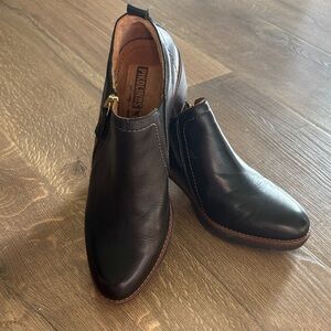 PIKOLINOS Women's Black Ankle Boots